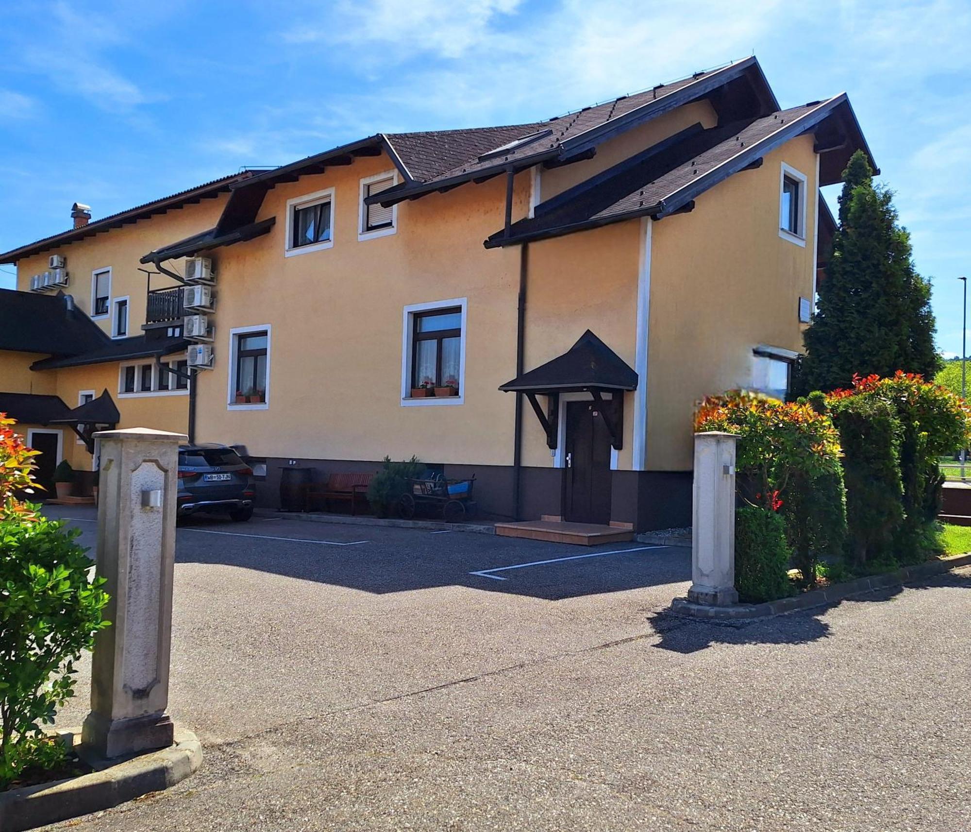 Penzion Gostisce Lesjak Orehova vas Exterior photo